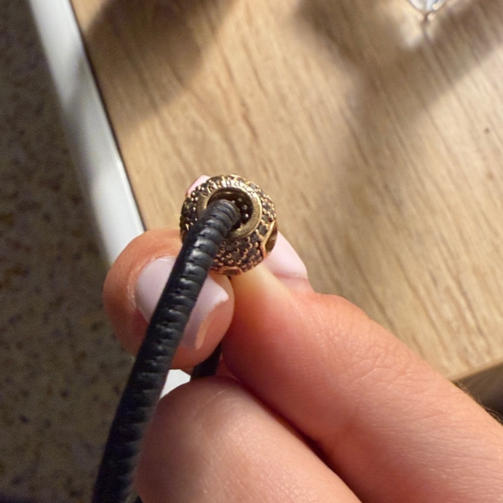 Pandora Black and Gold Heart Charm Bracelet - Picture 3 of 3